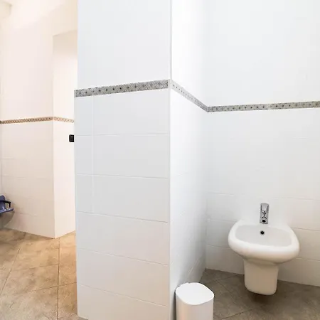 Corte Chiara-2 Bd アパート