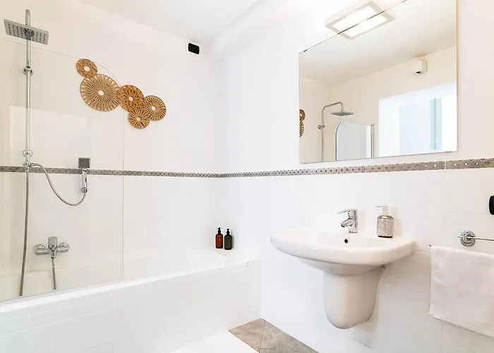 Corte Chiara-2 Bd Como